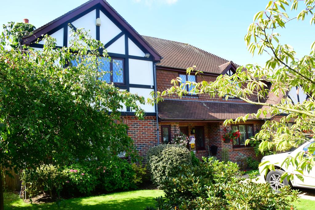 Multi-award-winning B & B Halland, Near Uckfield, Central For Visiting ...